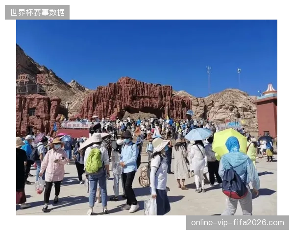 场馆入场票务后台尚未向第三方旅游服务平台开放数据，致使游客缺失个性化游览建议